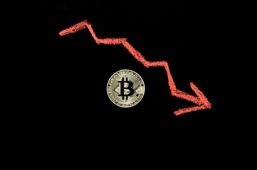 Bitcoin's correlation with stocks pulls it lower following Russian invasion