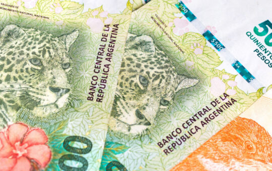 argentina 2,000 peso bill central bank