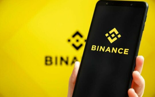 Binance BUSD Drops $1 Billion in Market Cap, Falls to Fourth Among Stablecoins – What