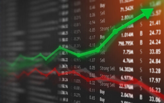 US SEC sues Binance and Coinbase, but Bitcoin remains above $26k