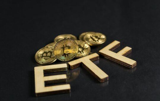 Crypto Market Could Grow by $1 Trillion on Spot Bitcoin ETF Approvals: Report