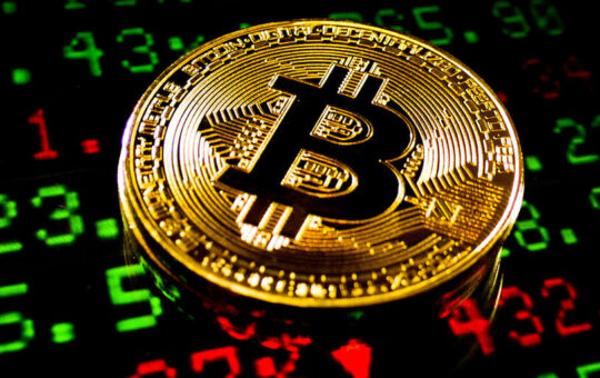 Bitcoin Faces Short-Term Pressure Amid Macro and Sentiment Shifts