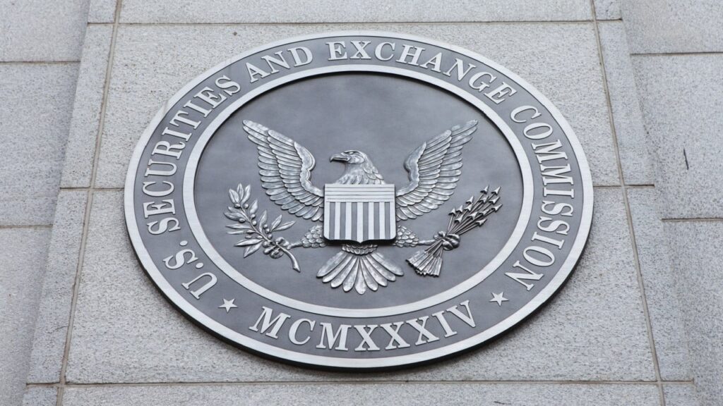 72 Crypto ETF Filings Await SEC Approval Amid Historic Regulatory Shift