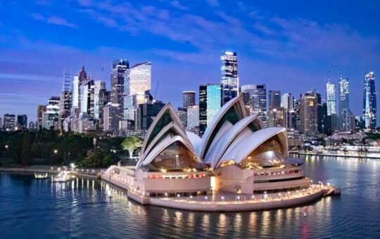 Coinbase Urges Australia to Vote for Crypto Progress in May