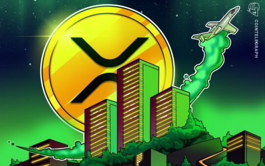 XRP Mirrors 70% Rally Fractal as Price Nears Falling Wedge Breakout