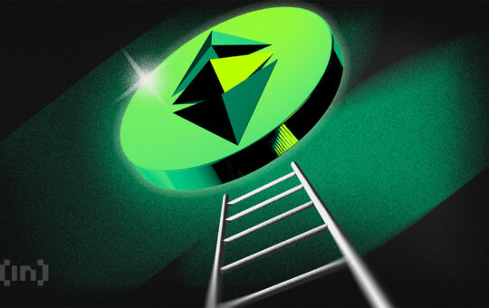 Crypto Inflows Surge on Weak US Economic Data