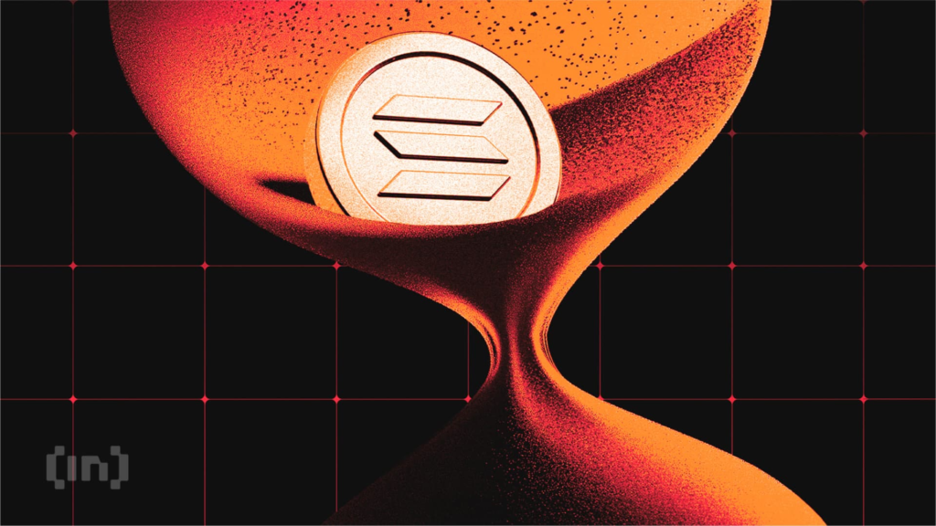 SOL Price Risks Drop Below $200 After Futures Liquidations Surge