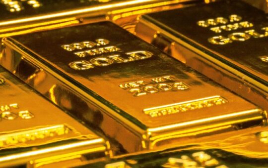 Spot gold price reaches new all-time high above $3,700