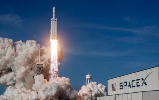 Elon Musk's SpaceX moves over $130M in BTC to new wallets with small transfer to Coinbase Prime
